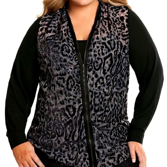 Lane Bryant animal print blouse *NEW PRICE* - Picture 7 of 7